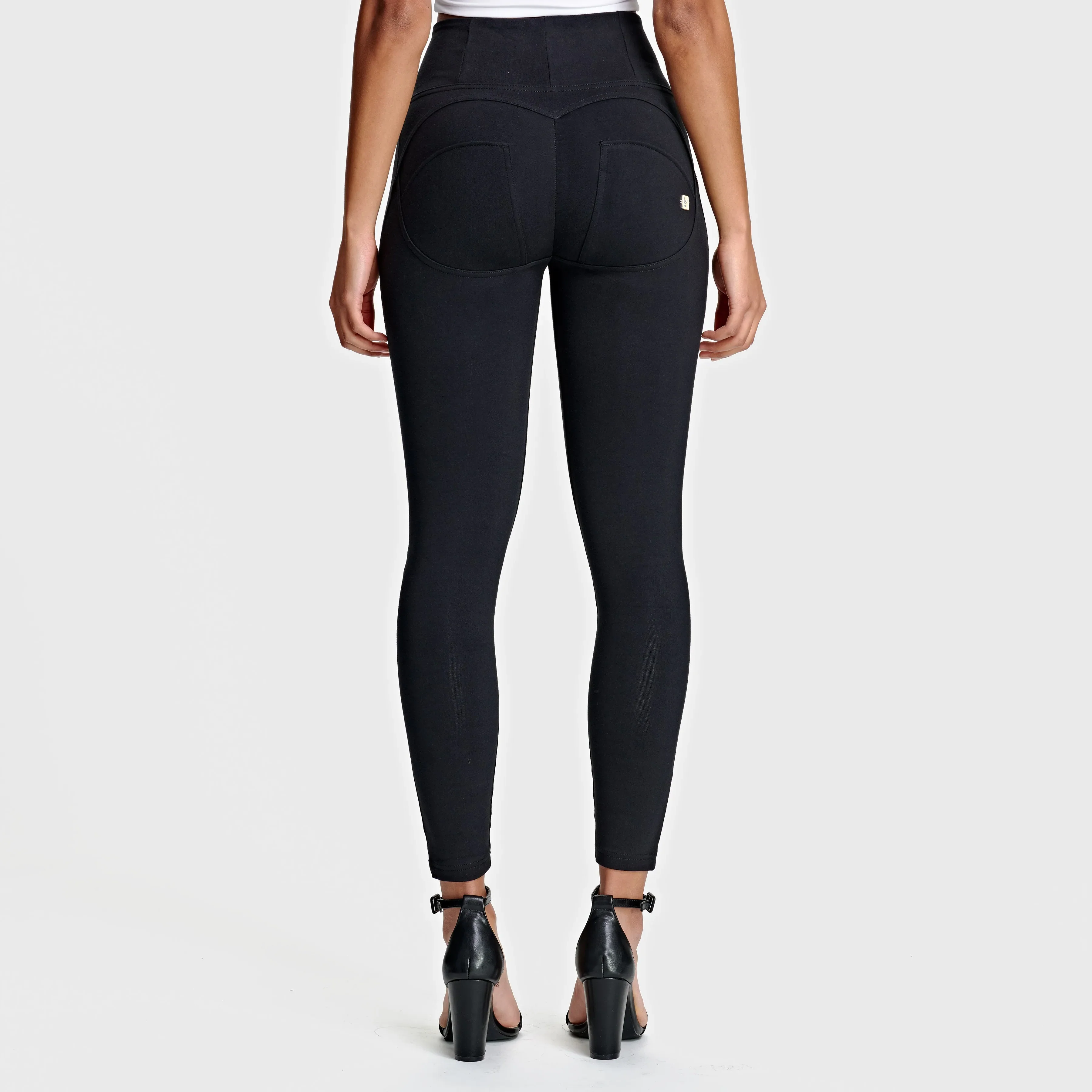 WRUP Fashion - High Waisted - 7/8 Length - Black - Image 6